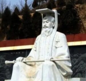 秦襄公和秦穆公之间有关系吗?是什么关系?-波若密