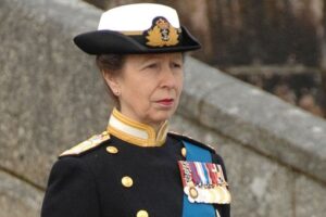 英国女王唯一的女儿是谁-波若密