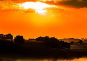 杜甫是如何写出茅屋为秋风所破歌的？是什么内容？-波若密