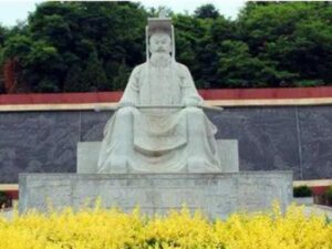 秦襄公与秦始皇是什么关系？是秦始皇什么人？-波若密