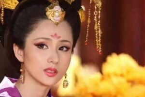 历史上红梅妆什么时候盛行的 出自哪位人物-波若密