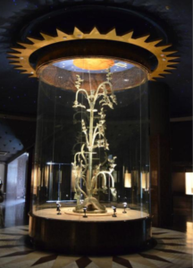 三星堆青铜神树的神秘背景介绍:三星堆青铜神树为什么禁止展览 ?-波若密