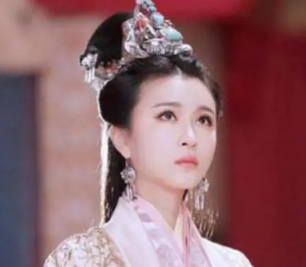秦始皇的女儿为什么都叫曼?这里边有什么说法吗？-波若密