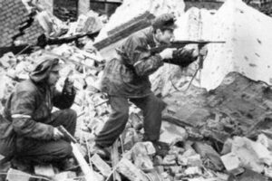 二战末期斯大林是怎么借德国之手打击波兰的-波若密