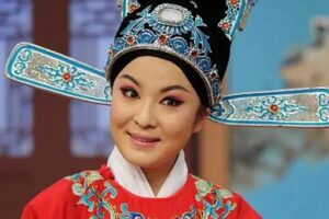 黄梅戏女驸马民女名叫冯素珍吗-波若密