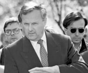 叶利钦选普金当接班人的原因是什么?有什么想法?-波若密