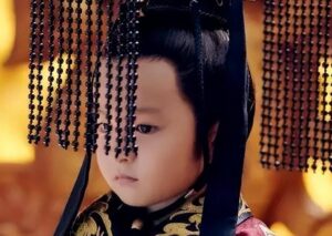 刘婴真的是个弱智吗？智商真的有问题吗？-波若密