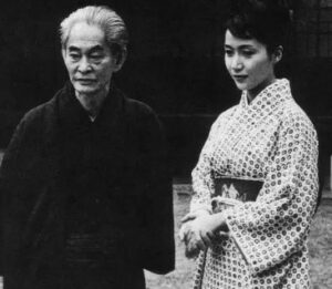 川端康成的爱情故事是怎样的?他有着怎样的经历?-波若密