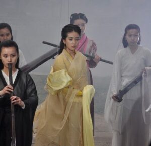 张三丰能打过黄衫女子吗？双方武艺差距很大吗？-波若密