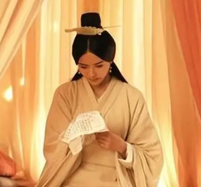 甄夫人是什么结局？她为什么被赐死？-波若密